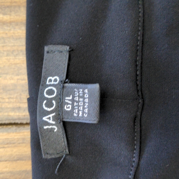 ⭐ 3/$12⭐ Jacob Off Shoulder Top - Picture 2 of 4